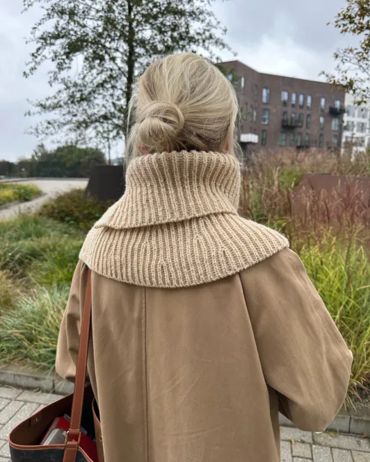 Hovedbilde November Neck